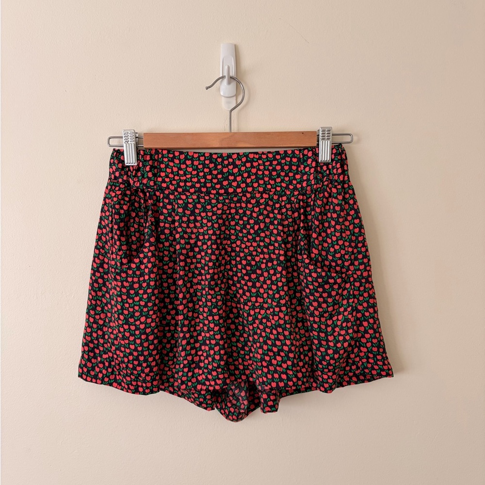 Keds Black and Red Flower Print High Waist Shorts XS